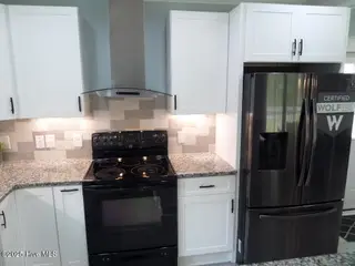 4314 E Nc Highway 53 E, Burgaw, NC 28425 — 3-bedroom home, Burgaw, NC, photo 19 of 56: SAM_7481