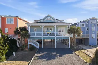 595 Ocean Boulevard W, Holden Beach, NC 28462 – photo 2: 595 Ocean Blvd W