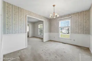 312 King Richard Court, Jacksonville, NC 28546 – photo 4: DSC07378