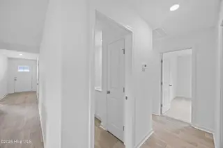 4669 Swimming Lane 16, Shallotte, NC 28470 – photo 14: 20_hallway