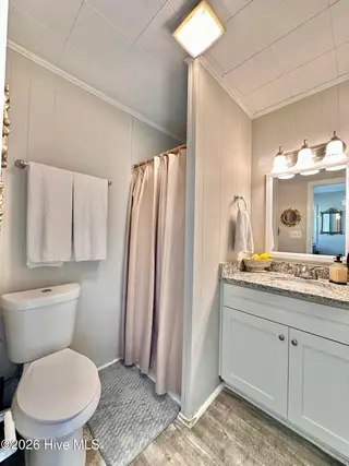 900 Tuscarora Avenue, Elizabeth City, NC 27909 – photo 23: Bathroom 2