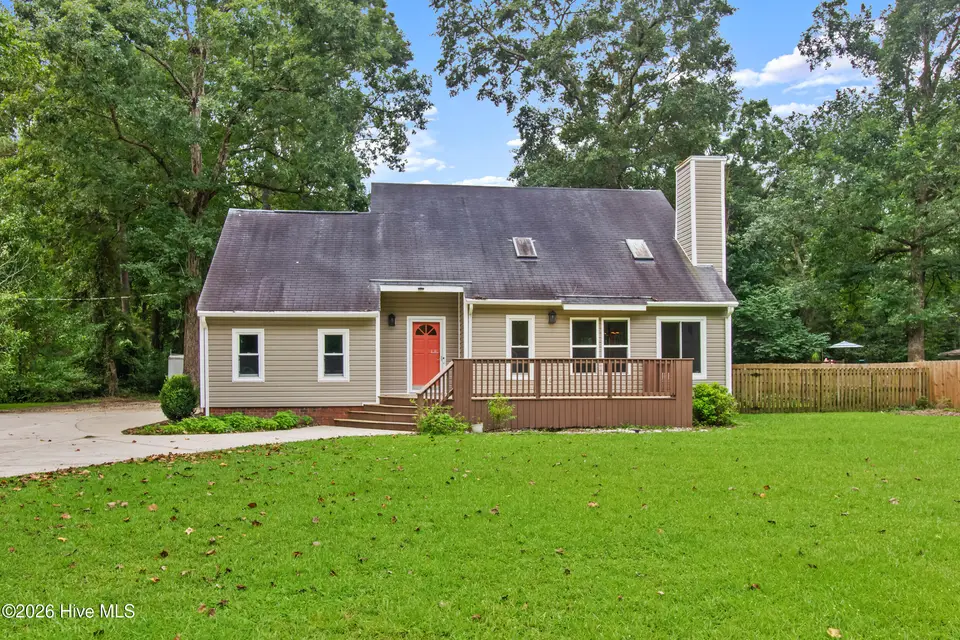 105 Crump Farm Road, New Bern, NC 28562 – photo 1 of 41: 1_img_6856