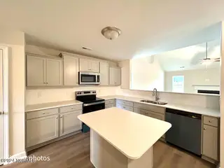 113 Woodford Drive, Jacksonville, NC 28540 – photo 11: IMG-3081-jpg