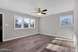 302 Shamrock Drive, Jacksonville, NC 28540 – photo 9: 20240116144244422621000000-o