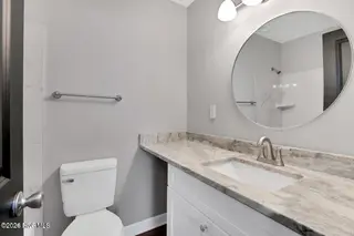 302 Shamrock Drive, Jacksonville, NC 28540 – photo 11: 20240116144240025110000000-o