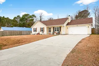 290 Parnell Road, Hubert, NC 28539 – photo 2: 01-2