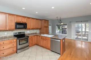 1220 Burning Tree Road, Pinehurst, NC 28374 – photo 13: kitchen5