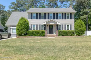 2724 Northwoods Drive, Jacksonville, NC 28540 – photo 2: 425A9896-HDR