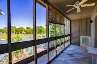 6125 Harbourside Drive, New Bern, NC 28560 – photo 10: Screen Balcony