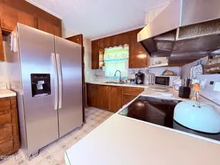 102 Yorkshire Drive, Jacksonville, NC 28546 – photo 6: IMG_4931