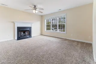 915 Savannah Drive, Jacksonville, NC 28546 – photo 8: 28-web-or-mls-IMG_9574