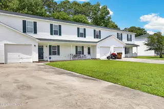 212 Winners Circle S, Jacksonville, NC 28546 – photo 3: 03