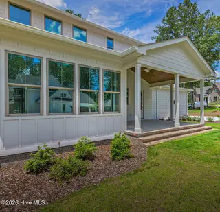300 Sloan Lane, Pinehurst, NC 28374 – photo 8: 260528-300Sloan(Ext.)-8662