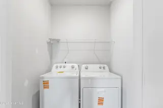 610 S Squires Run Lane, Richlands, NC 28574 – photo 19: Laundry Room