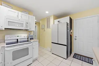 805 Driftwood Drive, Hampstead, NC 28443 — 3-bedroom home in Driftwood at Tropical, Hampstead, NC, photo 16 of 56: 35-web-or-mls-_RAD5986