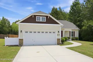 417 Cyrus Thompson Drive, Jacksonville, NC 28546 – photo 3