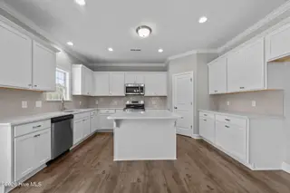 878 Lendy Drive, Greenville, NC 27858 – photo 13: 30-web-or-mls-LHV_7661