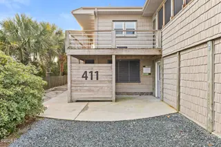 411 S Anderson Boulevard, Topsail Beach, NC 28445 — 3-bedroom home in Topsail Inlet Terrace, Topsail Beach, NC, photo 2 of 53: 003_411_s_anderson_blvd-03_359