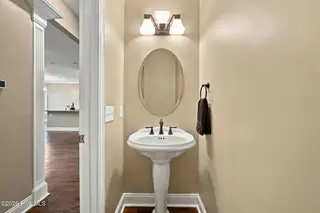 2604 River Oak Drive, Greenville, NC 27858 — 3-bedroom home in River Branch, Greenville, NC, photo 7 of 48: 29-web-or-mls-BLS_0071-Edited