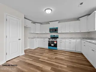 1117 Lunenburg Place, Jacksonville, NC 28540 – photo 15: 37-web-or-mls-P6103522