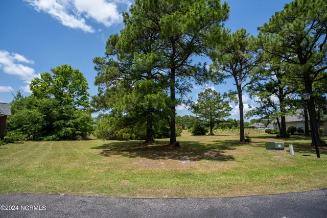 4222 25 W Tanager Court SE, Southport, NC 28461