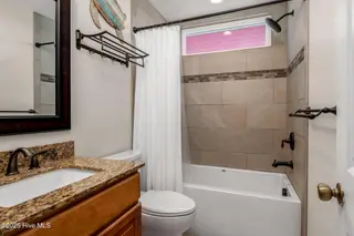 982 Ocean Boulevard W, Holden Beach, NC 28462 – photo 13: 982_OBW-14