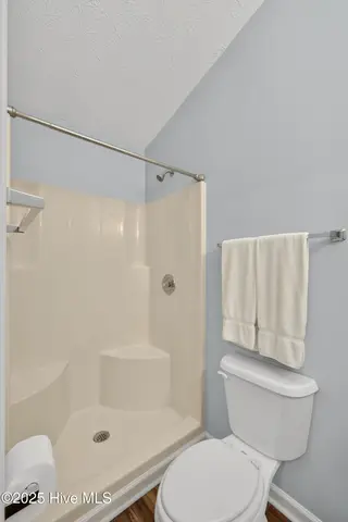 716 Varsity Drive, Wilmington, NC 28403 – photo 19: Primary Bathroom