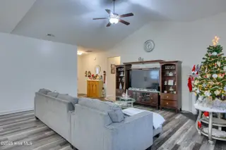 309 James Hedrick Court, Jacksonville, NC 28540 – photo 6: 309 Hedrick - Interior - Edited_10