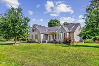 105 W Raintree Lane, Goldsboro, NC 27534 – photo 4: 04-105 W Raintree Ln-4