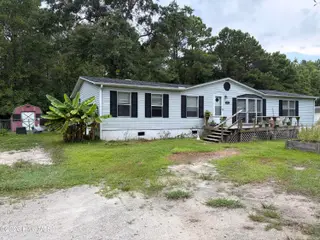 127 Hatcher Drive, Newport, NC 28570 – photo 3: IMG_2344