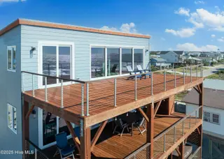 901 E Beach Drive, Oak Island, NC 28465 – photo 3: 901 E Beach Dr MLS-3