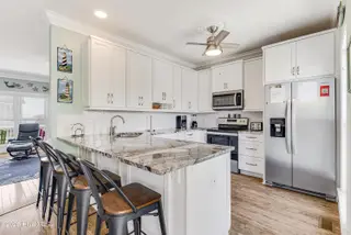 1726 W Beach Drive, Oak Island, NC 28465 – photo 14: 1726 W Beach-14