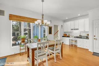 1907 Pembroke Jones Drive, Wilmington, NC 28405 — 4-bedroom home in Landfall, Wilmington, NC, photo 11 of 49: 009_img_1295_819