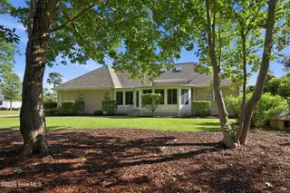 411 Oakmont Drive, Morehead City, NC 28557 – photo 11: 12-web-or-mls-1S3A7114