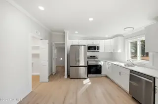 5595 Shaw Highway, Rocky Point, NC 28457 — 3-bedroom manufactured home, Rocky Point, NC, photo 11 of 40: 9_5595_shaw_hwy_009