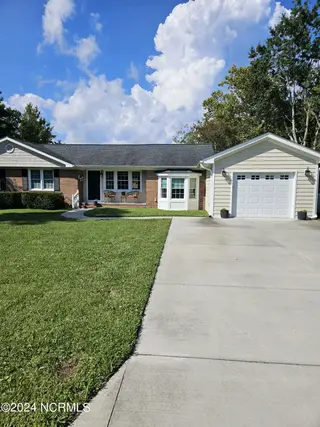 804 Fayetteville Avenue, Carolina Beach, NC 28428 – photo 3: 804 Fayetteville cb2