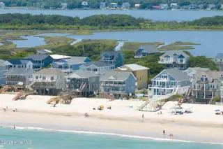 33 Porpoise Place, North Topsail Beach, NC 28460 – photo 3
