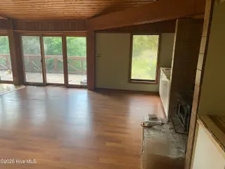 670 W West Firetower Road, Swansboro, NC 28584 — 3-bedroom home, Swansboro, NC, photo 10 of 28