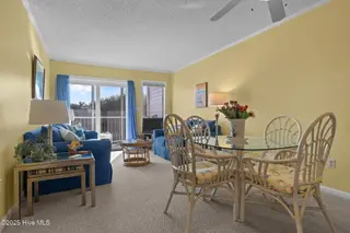 2509 W Fort Macon Road 103-B, Atlantic Beach, NC 28512 – photo 8: Dining/Living Areas
