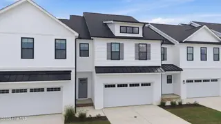 304 Colmar Way B, Greenville, NC 27858 – photo 19: 6-web-or-mls-DJI_20260901141929_0586_D