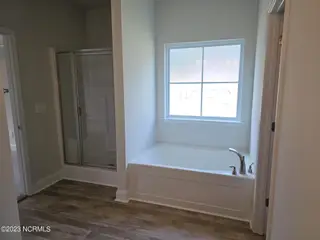 1207 Crows Nest Court, New Bern, NC 28560 – photo 12: Master bath