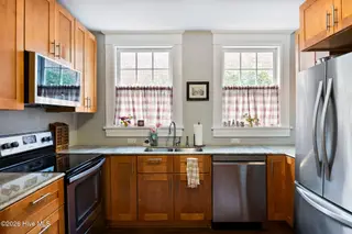 1811 Grace Street, Wilmington, NC 28405 – photo 18: 05kitchen3