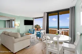 2700 N Lumina Avenue 209, Wrightsville Beach, NC 28480 — 1-bedroom condo in Shell Island Resort, Wrightsville Beach, NC, photo 5 of 24: Shell Island Resort #209 5