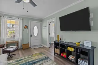 208 Hamlet Avenue, Carolina Beach, NC 28428 — 3-bedroom home, Carolina Beach, NC, photo 14 of 49: 6-web-or-mls-BTS00785