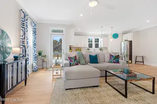 139 Freedom Park Road, Beaufort, NC 28516 – photo 15: Open living room