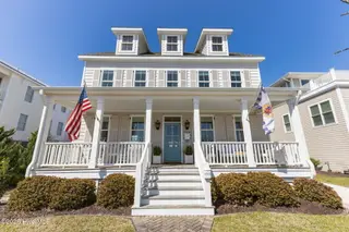 1513 Front Street, Beaufort, NC 28516 – photo 2: 1513 Front Street