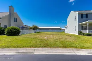 108 22 Macgregor Drive, Beaufort, NC 28516 – photo 2: 3-web-or-mls-chadwick-visuals-108-MacGre