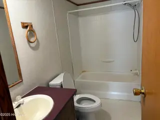 5334 Us 17, Washington, NC 27889 — 3-bedroom manufactured home, Washington, NC, photo 24 of 47: 1477EB73-566A-4DCF-A01C-0E99B6757323