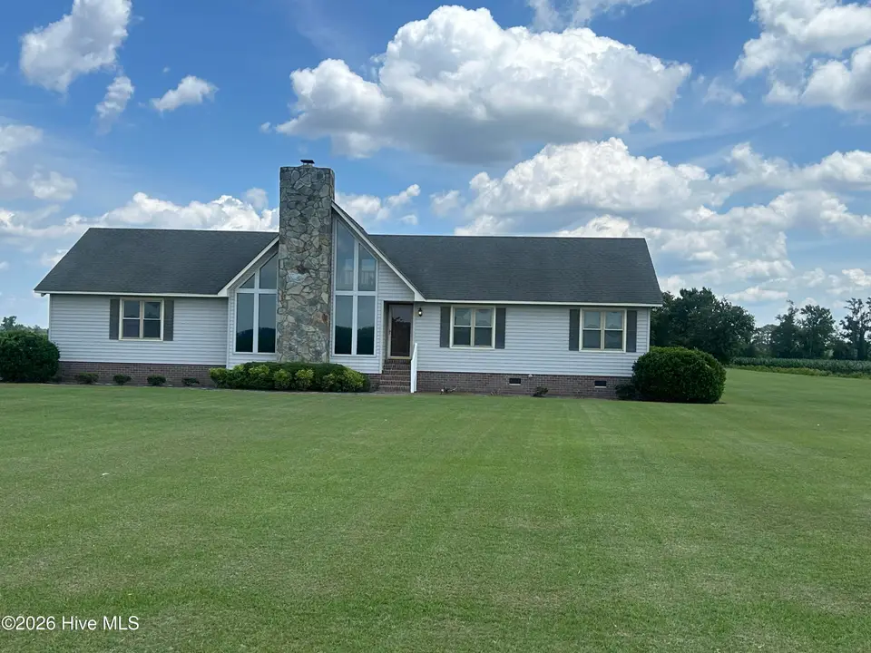1437 Louie Pollock Road, La Grange, NC 28551 – photo 1 of 27: Main view