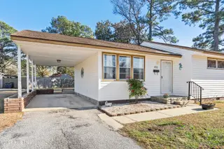 532 Oak Lane, Jacksonville, NC 28540 – photo 4: DSC09878